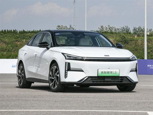 Geely Galaxy L6 Китайский электрический седан Вставка в гибридный седан 1370KM L2 Помощь в вождении