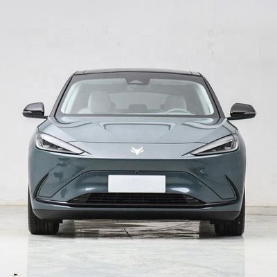 ARCFOX αS Китайский электрический седан с автономным управлением с Huawei