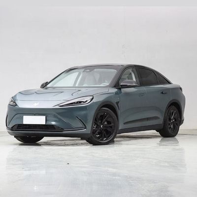 ARCFOX αS Китайский электрический седан с автономным управлением с Huawei