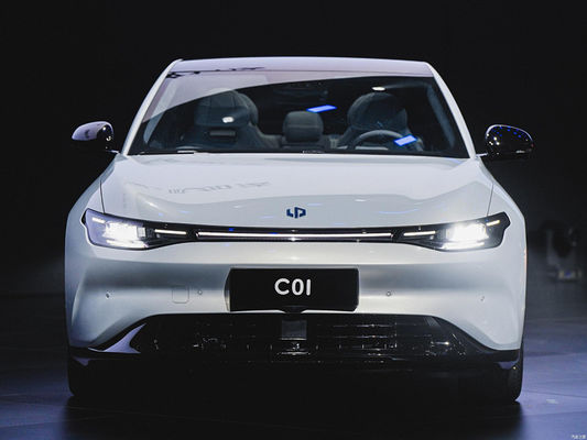 Leapmotor C01 Китайский электрический седан 525KM-717KM с безрамными дверями