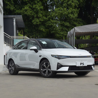 Xpeng P5 Китайский электрический внедорожник Электрический автомобиль Дальность от 460 км до 500 км