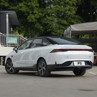 Xpeng P5 Китайский электрический внедорожник Электрический автомобиль Дальность от 460 км до 500 км