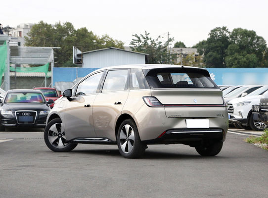 BaoJun Clouds Ev Hatchback Малый электрический седан с дальностью от 360 км до 460 км