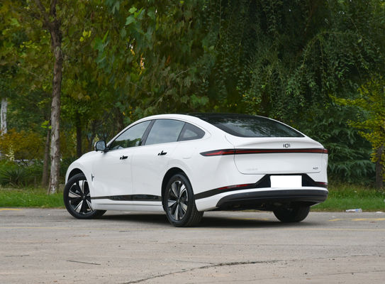 Chang'an A07 Седан EV и Reev Две комбинации Battery Life 515 км (EV) и 1200 км (1.5Т двигатель Reev)
