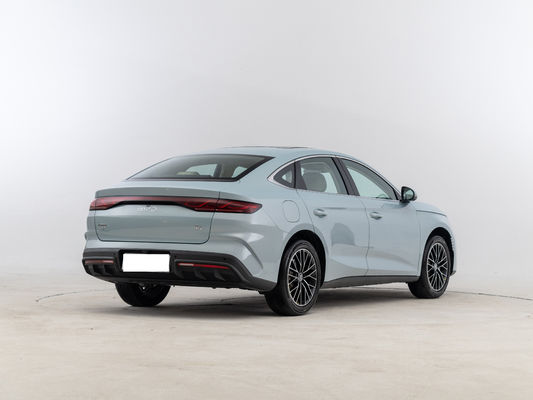 BYD Qin L, D-mi 5.0 технология, общая дальность 2000 км+. PHEV с самой длинной дальностью в Китае.