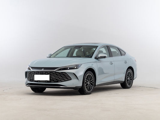 BYD Qin L, D-mi 5.0 технология, общая дальность 2000 км+. PHEV с самой длинной дальностью в Китае.