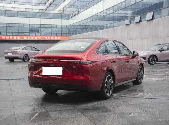 AION RT диапазон 520-620 км, самый дешевый седан с LiDAR в Китае.
