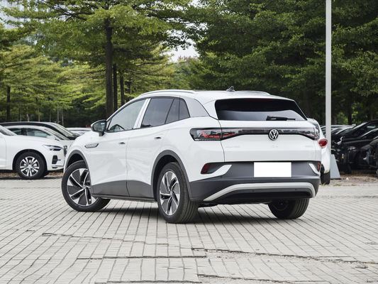 2024 Volkswagen ID.4 CROZZ, дальность 442-600 км.