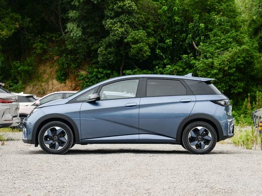 2025 BYD Dolphin, самый совершенный маленький электромобиль в Китае.