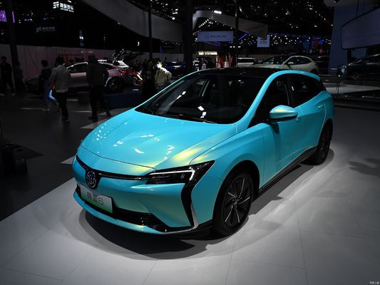 Buick Velite 6, чисто электрический седан, диапазон 430 км-450 км. Китайская совместная компания производит электрический автомобиль с дешевой ценой.