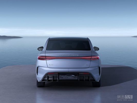 BYD 2025 Seal, чисто электрический седан с дальностью до 650 км, новая интеллектуальная система вождения и лучшая соотношение стоимости и стоимости среднего электрического седана.