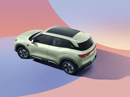 2025 BYD Yuan UP. имеет новые умные функции вождения. чисто электрический диапазон 301KM-401KM. лучшее соотношение цены и качества.