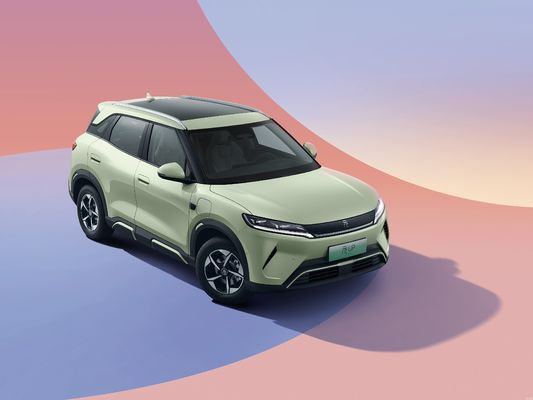 2025 BYD Yuan UP. имеет новые умные функции вождения. чисто электрический диапазон 301KM-401KM. лучшее соотношение цены и качества.